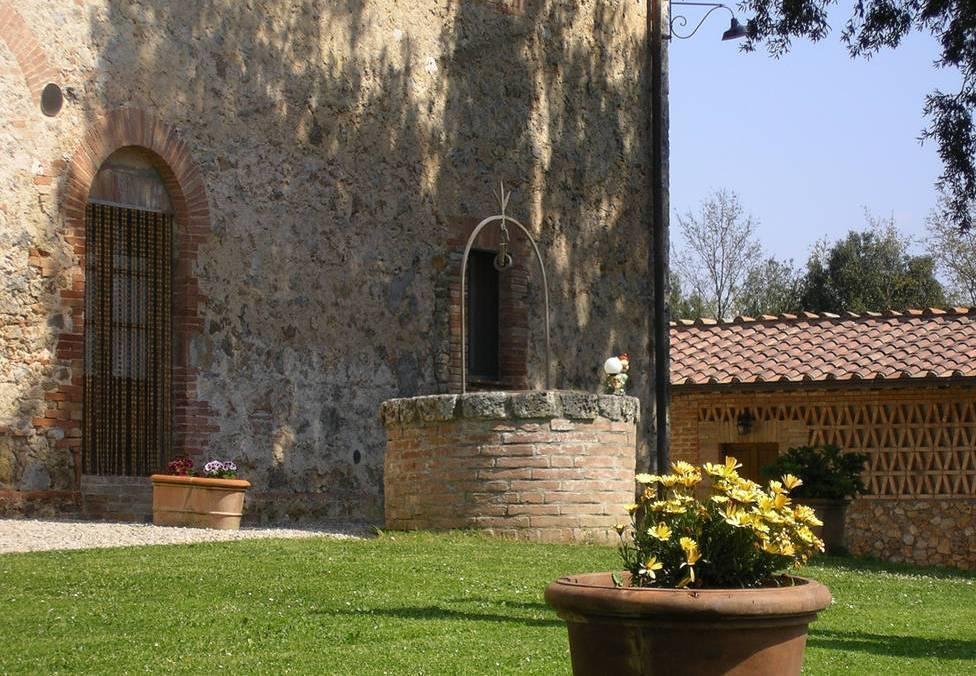Agriturismo Tre Madonne มอนเตริจโจนี ภายนอก รูปภาพ