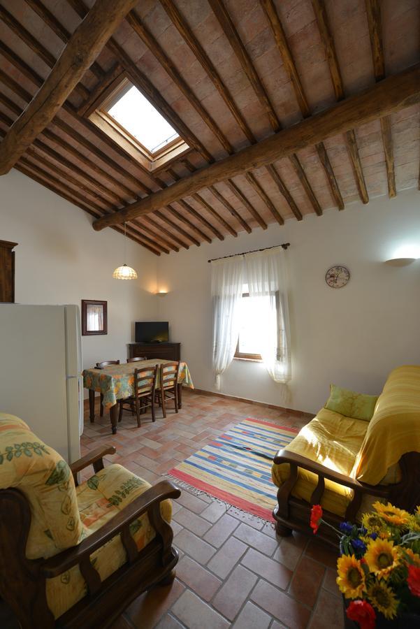 Agriturismo Tre Madonne มอนเตริจโจนี ภายนอก รูปภาพ