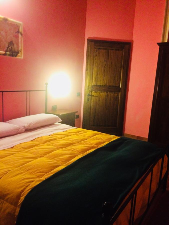Agriturismo Tre Madonne มอนเตริจโจนี ภายนอก รูปภาพ