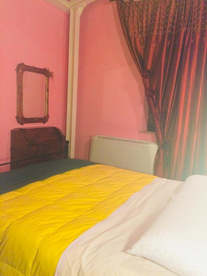 Agriturismo Tre Madonne มอนเตริจโจนี ภายนอก รูปภาพ