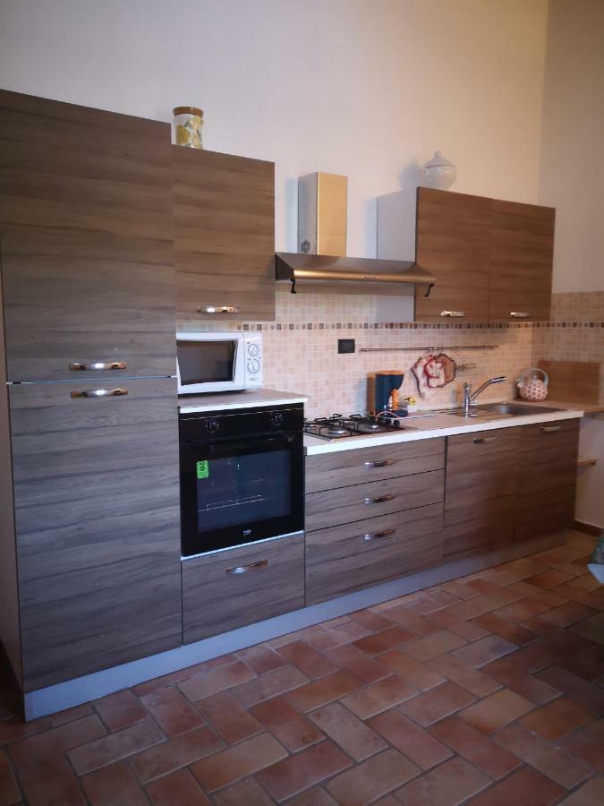 Agriturismo Tre Madonne มอนเตริจโจนี ภายนอก รูปภาพ
